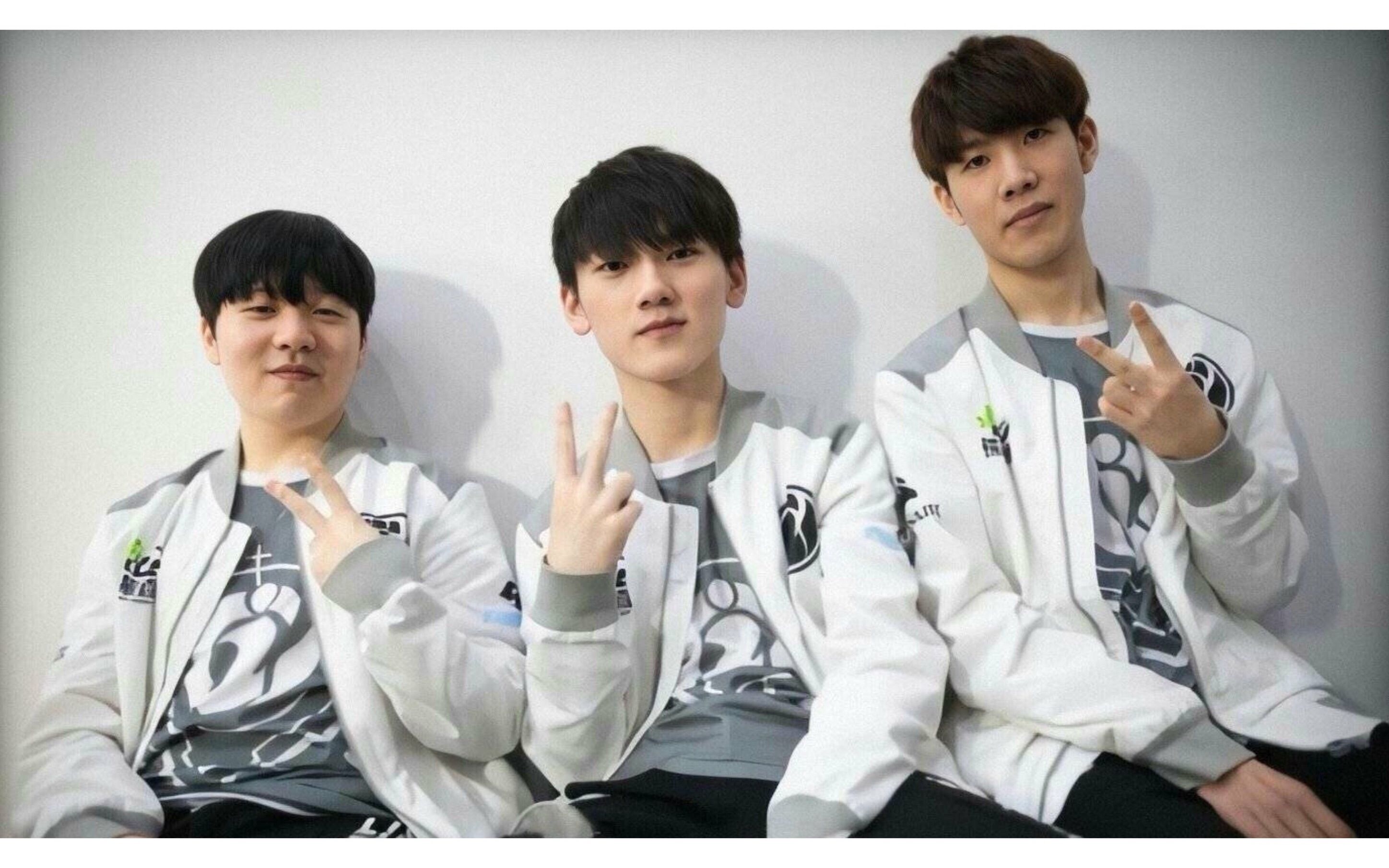 绩后